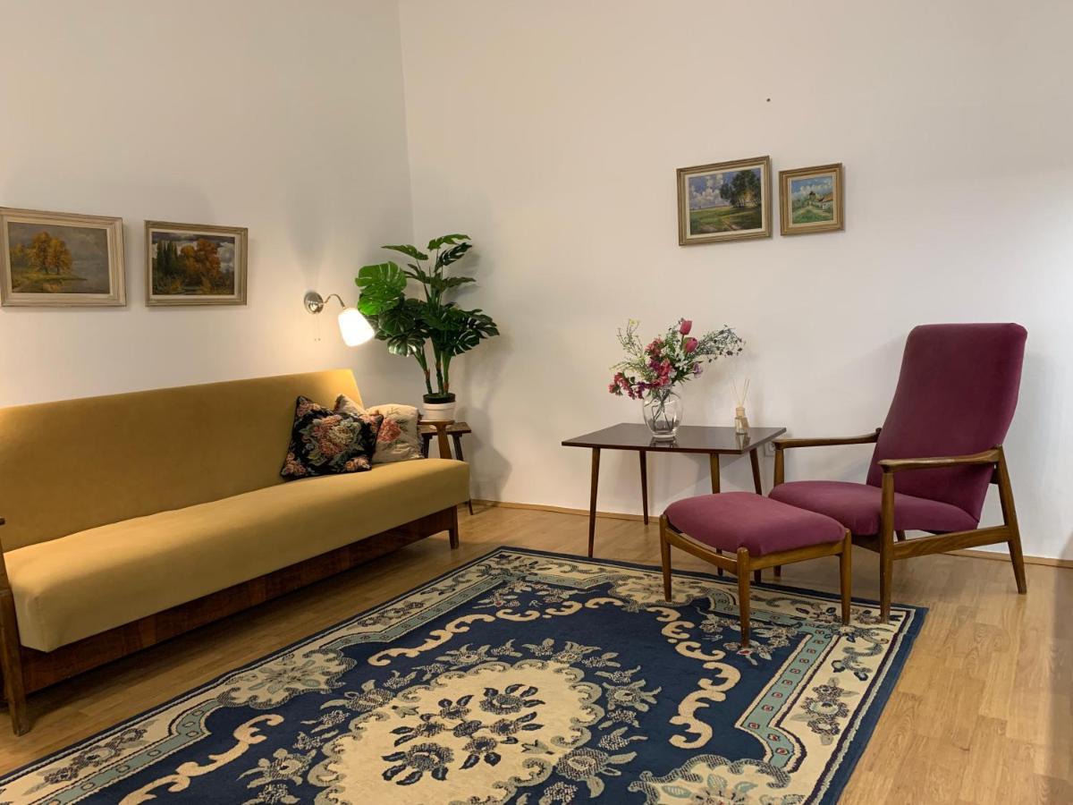 Kertesz-Haz Hotell Eger Exteriör bild